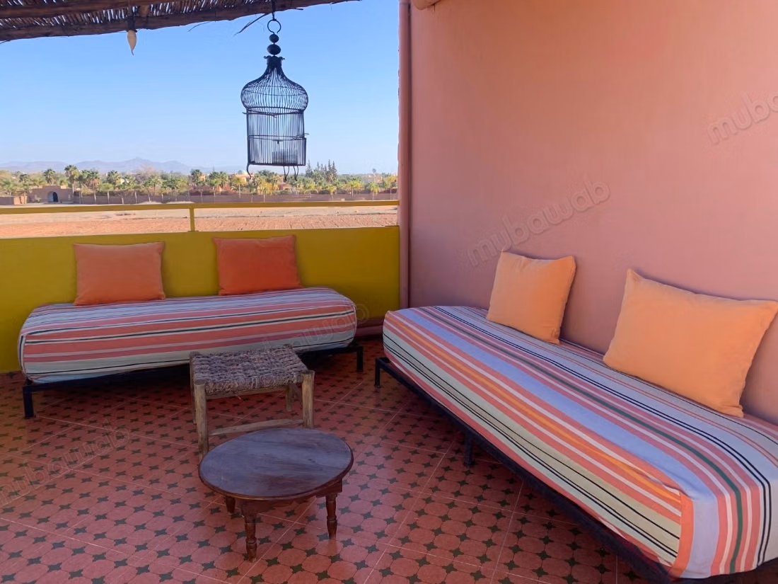 Maison 6 chambres, piscine route de fès