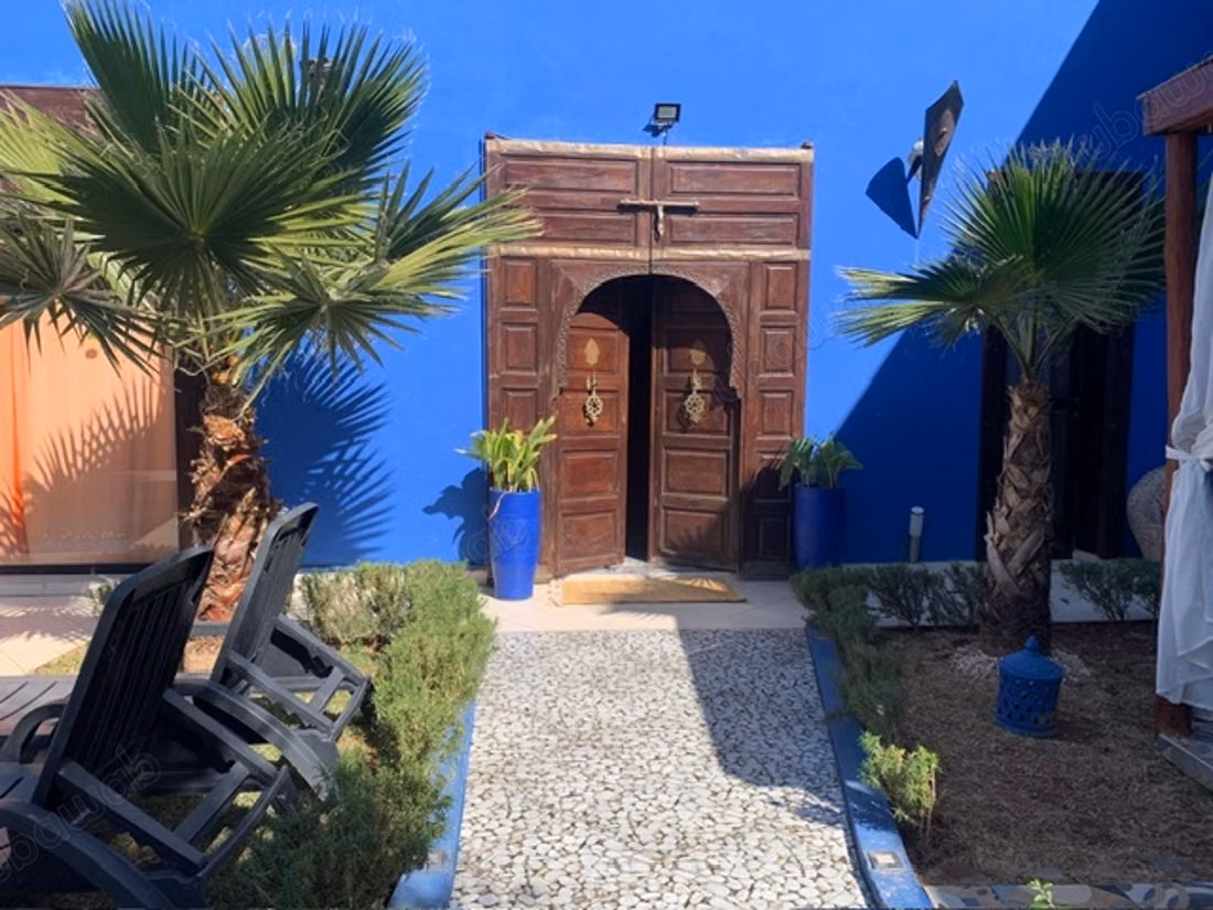 Maison 6 chambres, piscine route de fès