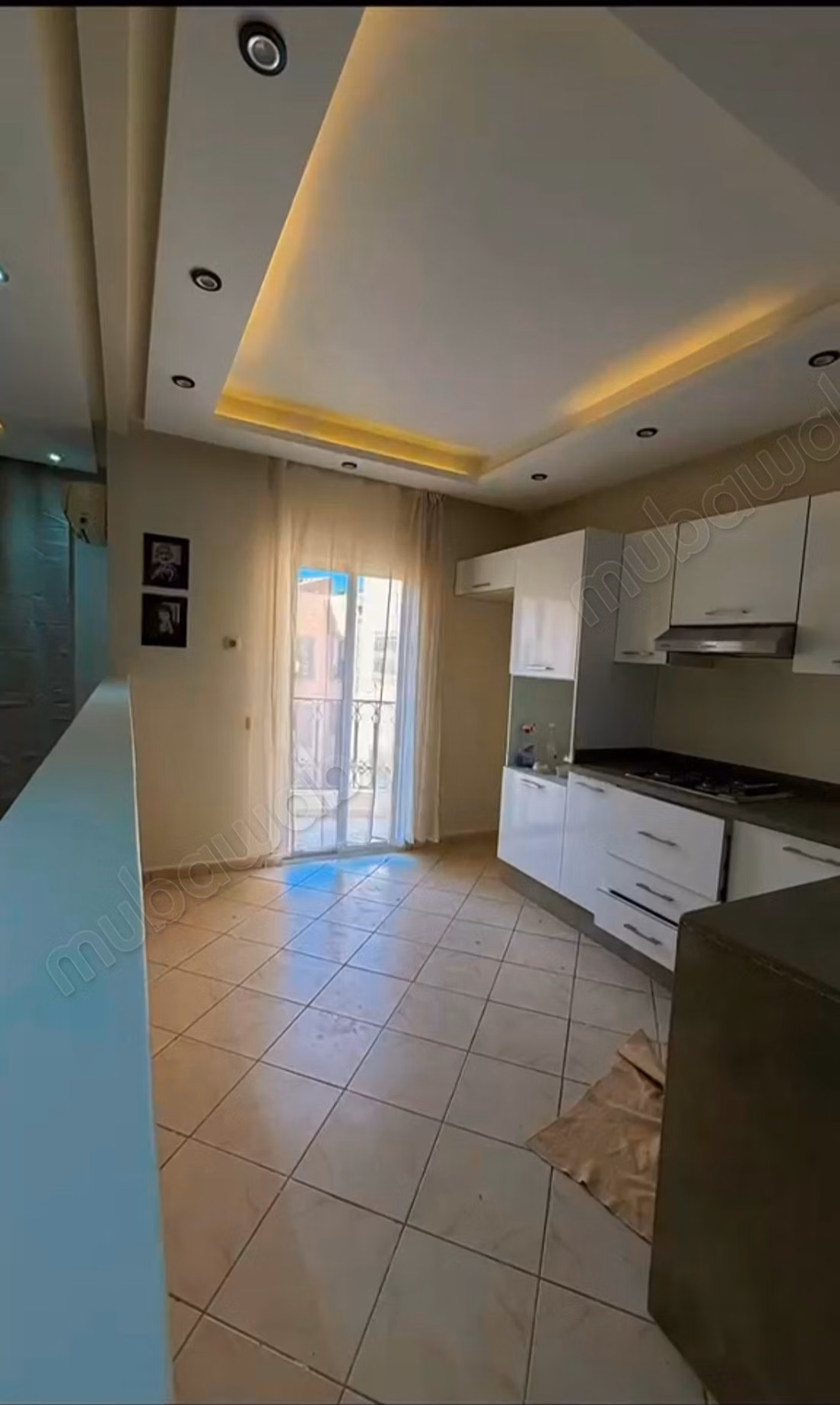 Très beau studio de 56 M2 à côté de Marjane