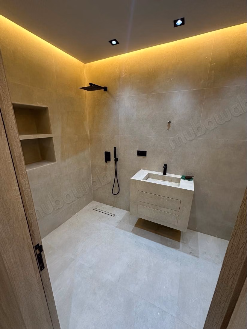 Apartamento en venta en Martil. 3 habitaciones maravillosas. Doble acristalamiento y puerta fuerte