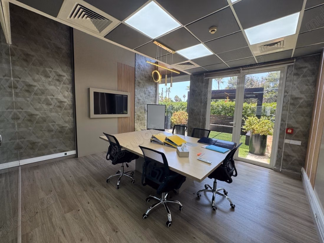 Bureau 404 M² Prime En Location À Ain Diab