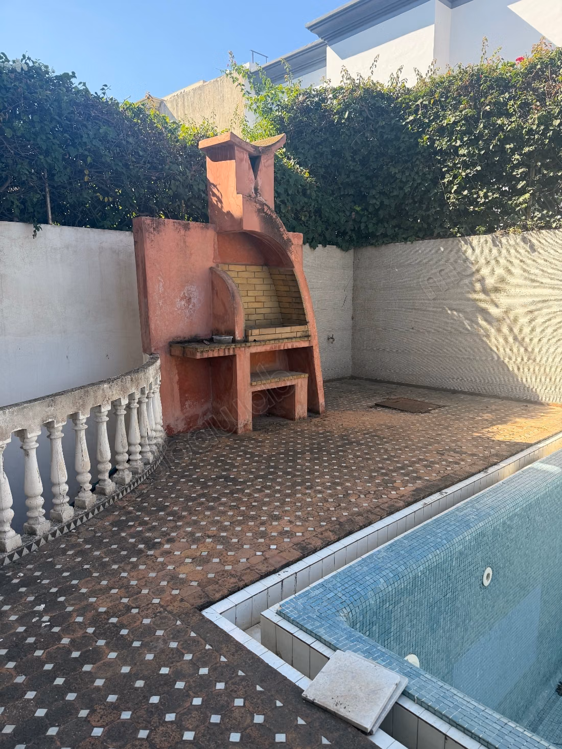 Villa a Californie. Accanto alla moschea sul boulevard di Fès
