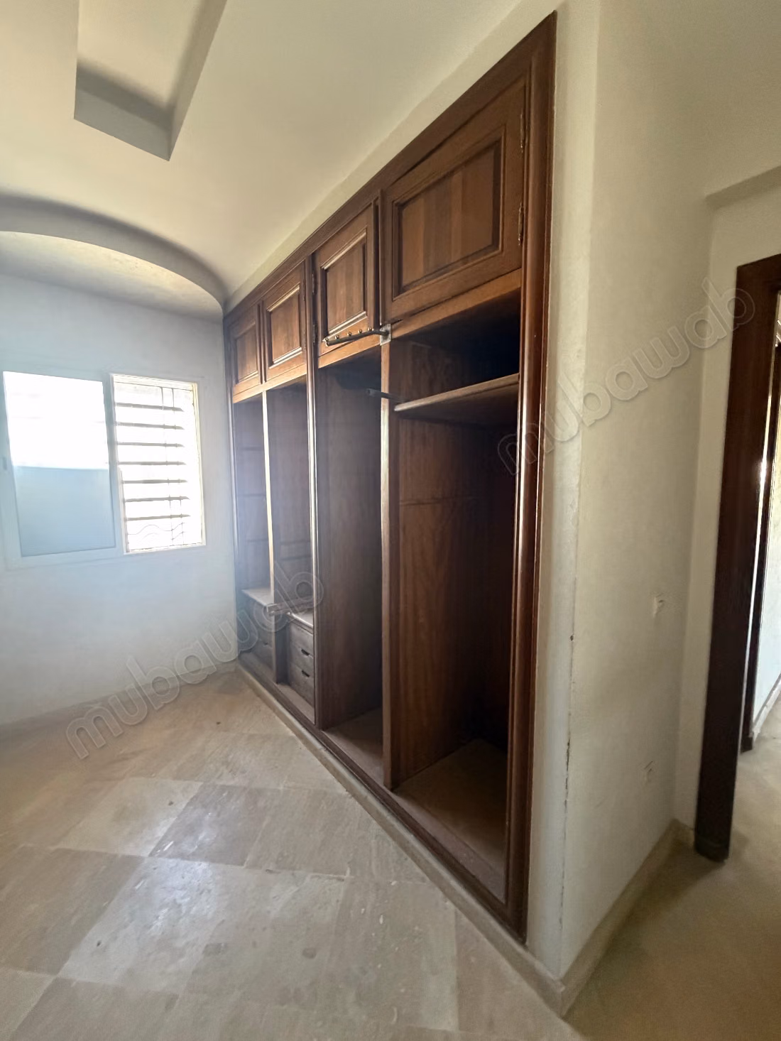 Villa a Californie. Accanto alla moschea sul boulevard di Fès