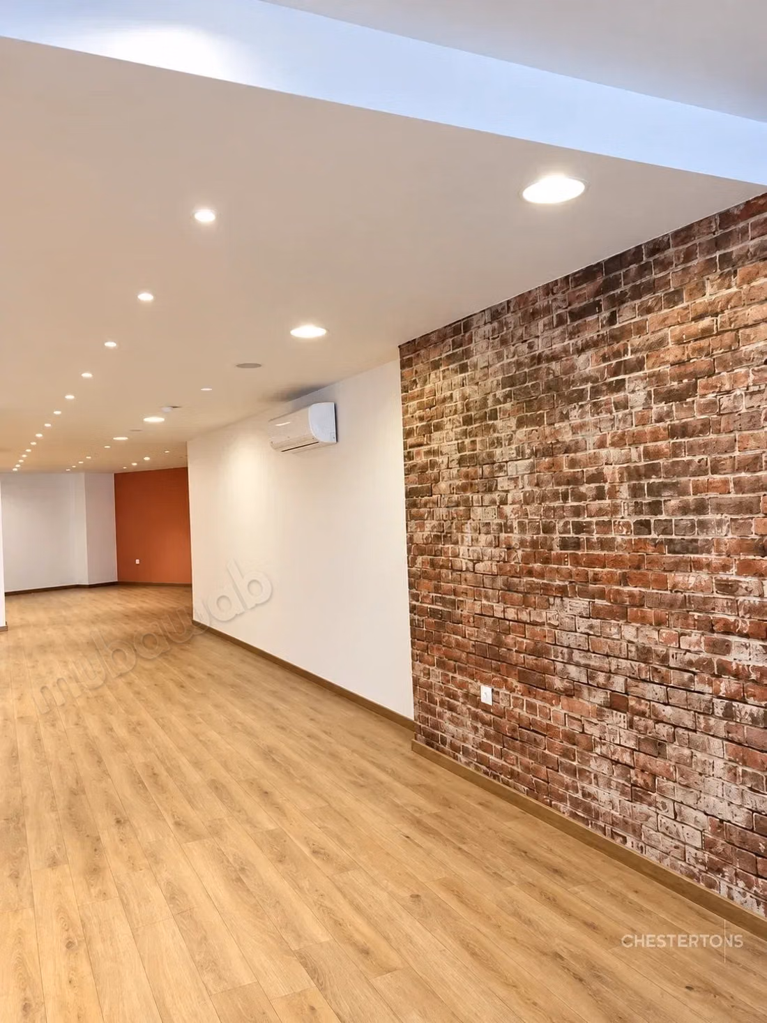 Local commercial de 477 m² avec mezzanine, Casablanca Centre