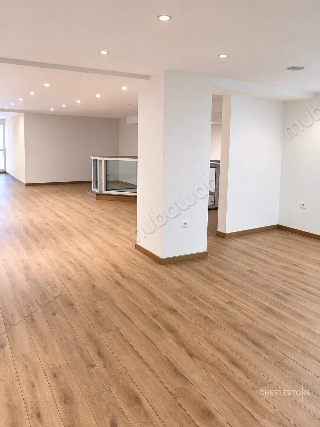 Local commercial de 477 m² avec mezzanine, Casablanca Centre