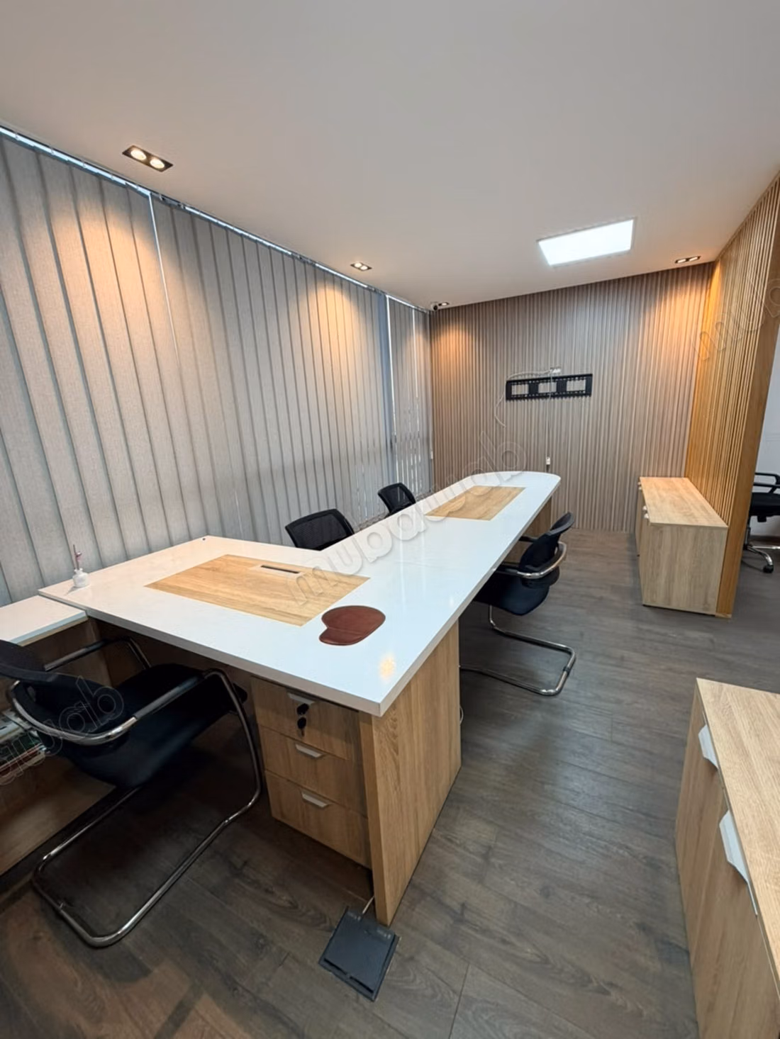 À vendre, beau plateau de bureaux aménagé de 83 m²