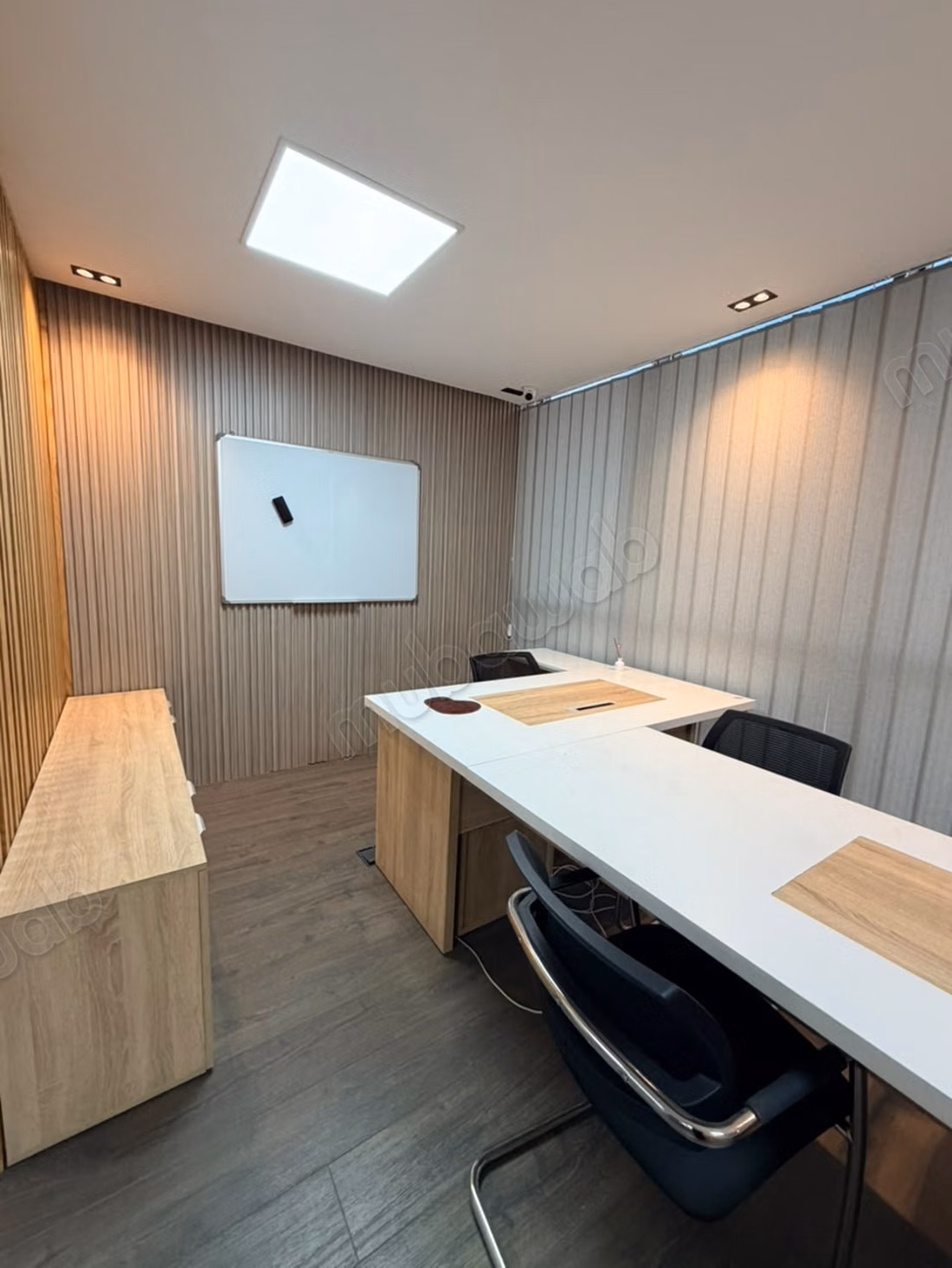 À vendre, beau plateau de bureaux aménagé de 83 m²