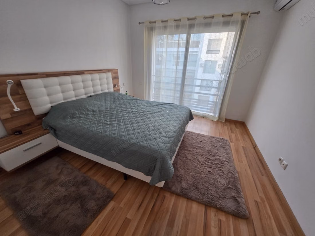 Zeer mooi gemeubileerd appartement te huur in Maârif Extension. 3 aangename kamers. Gemeubileerd