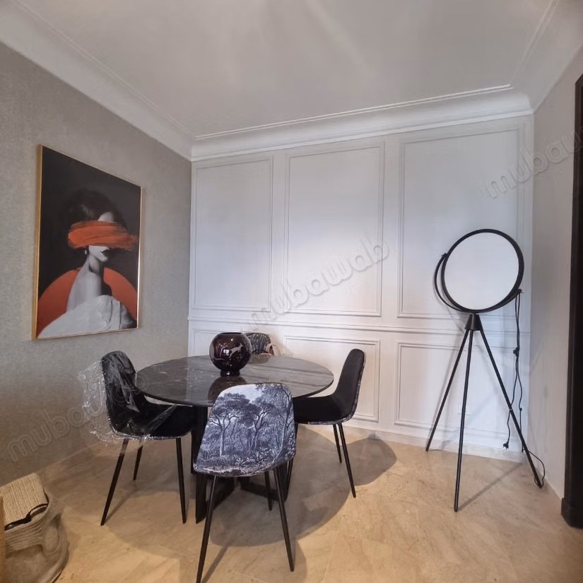 Studio rénové à neuf à louer – Racine