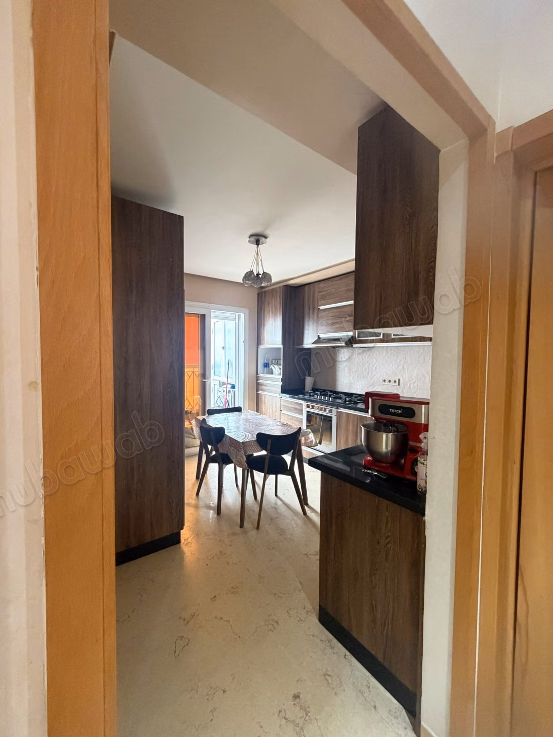 Bel appartement en location à Haut Founty. 
2 belles chambres. 
Meublé
