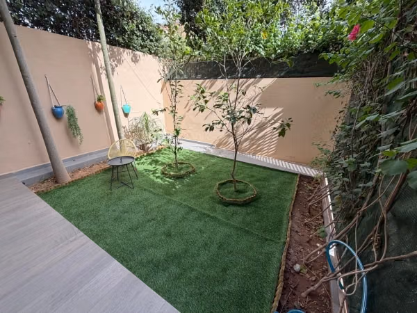 Appartement en location à Hay Targa.
Superficie 68m².
Meublé
