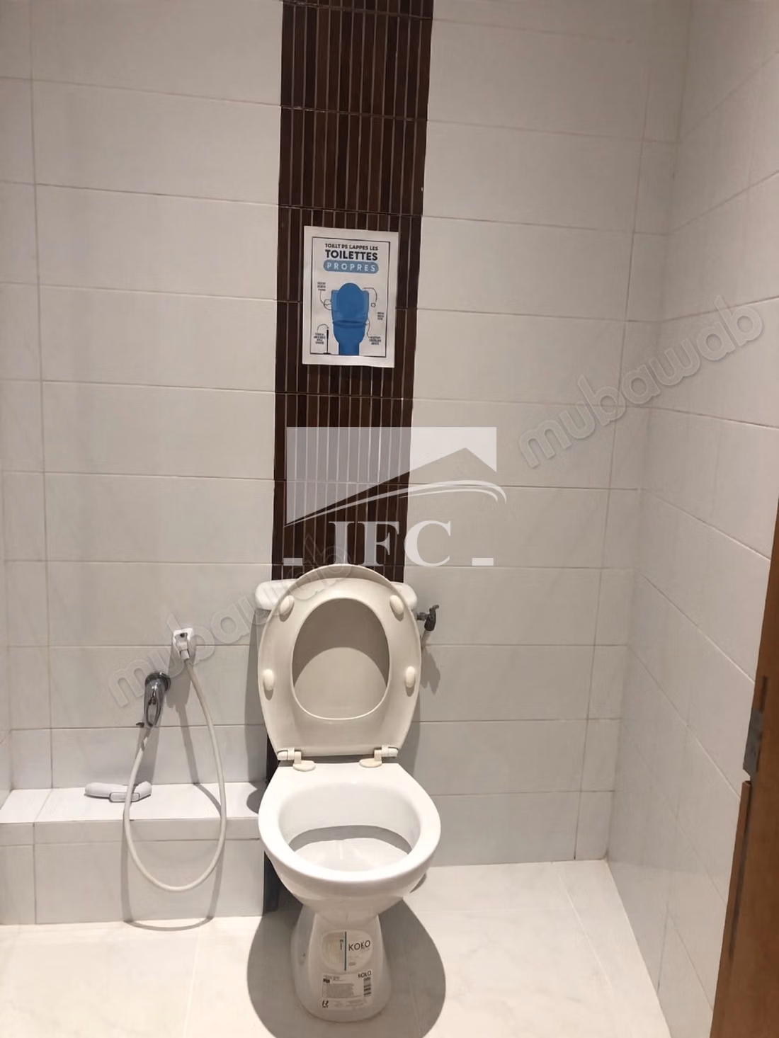 Office in 8 spaces 456m² CUN IFCU234