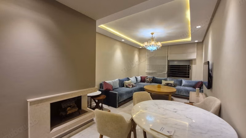Alquiler de un apartamento de 3 habitaciones amueblado California