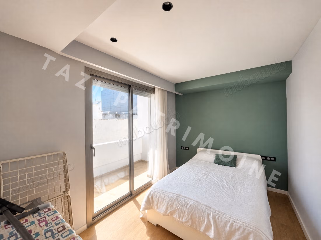 À vendre 2 ch avec terrasse sans vis à vis invest