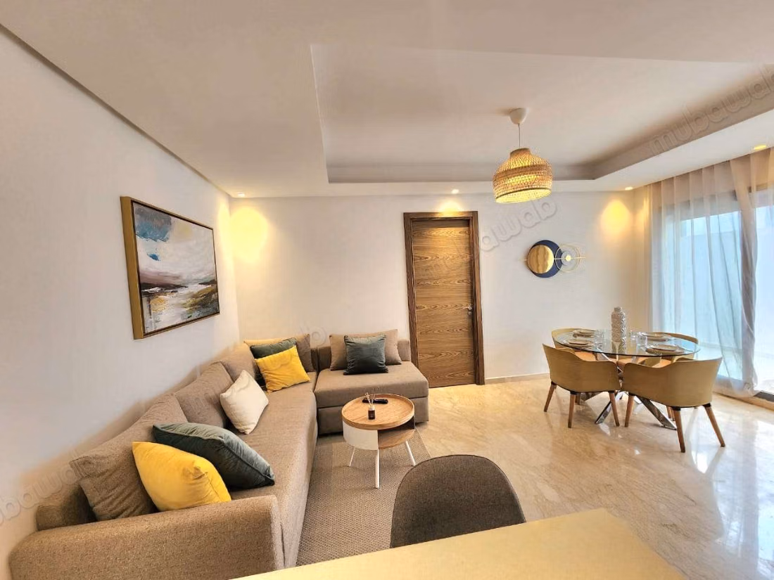 Studio meublé avec terrasse Neuf à Oasis