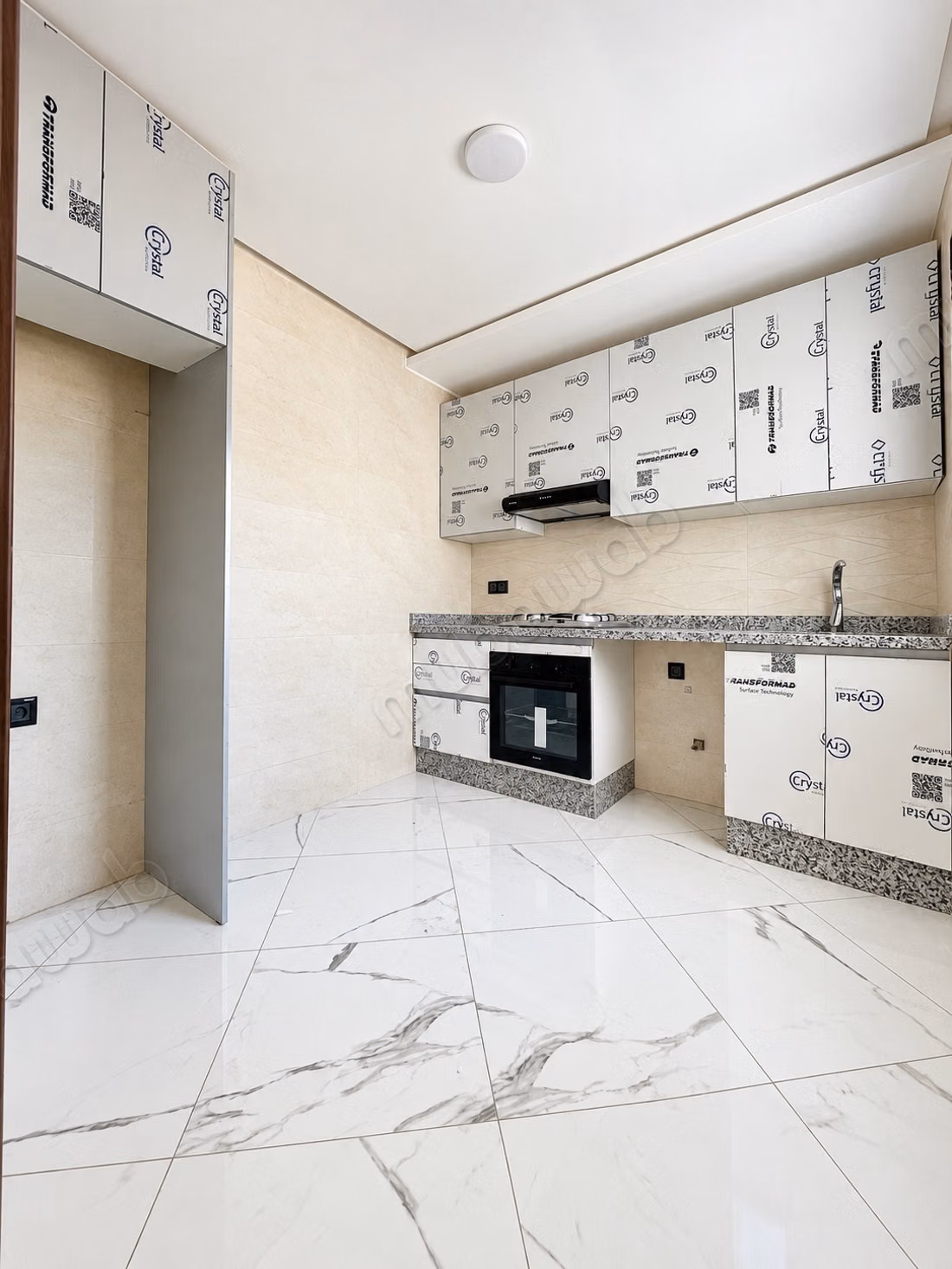 Appartamento in vendita a Martil. Superficie 66 m². Piscina e servizio di portineria