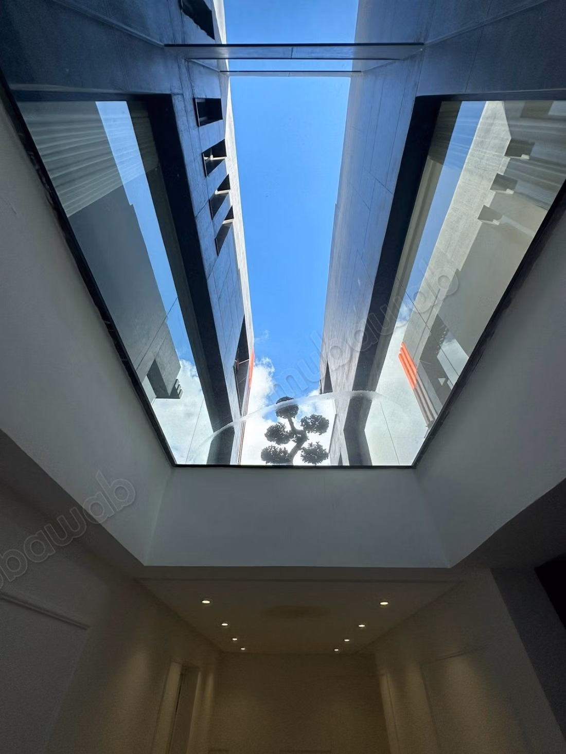 Casa de alto standing en venta en Ville Verte. 5 habitaciones cómodas. Bien amueblado