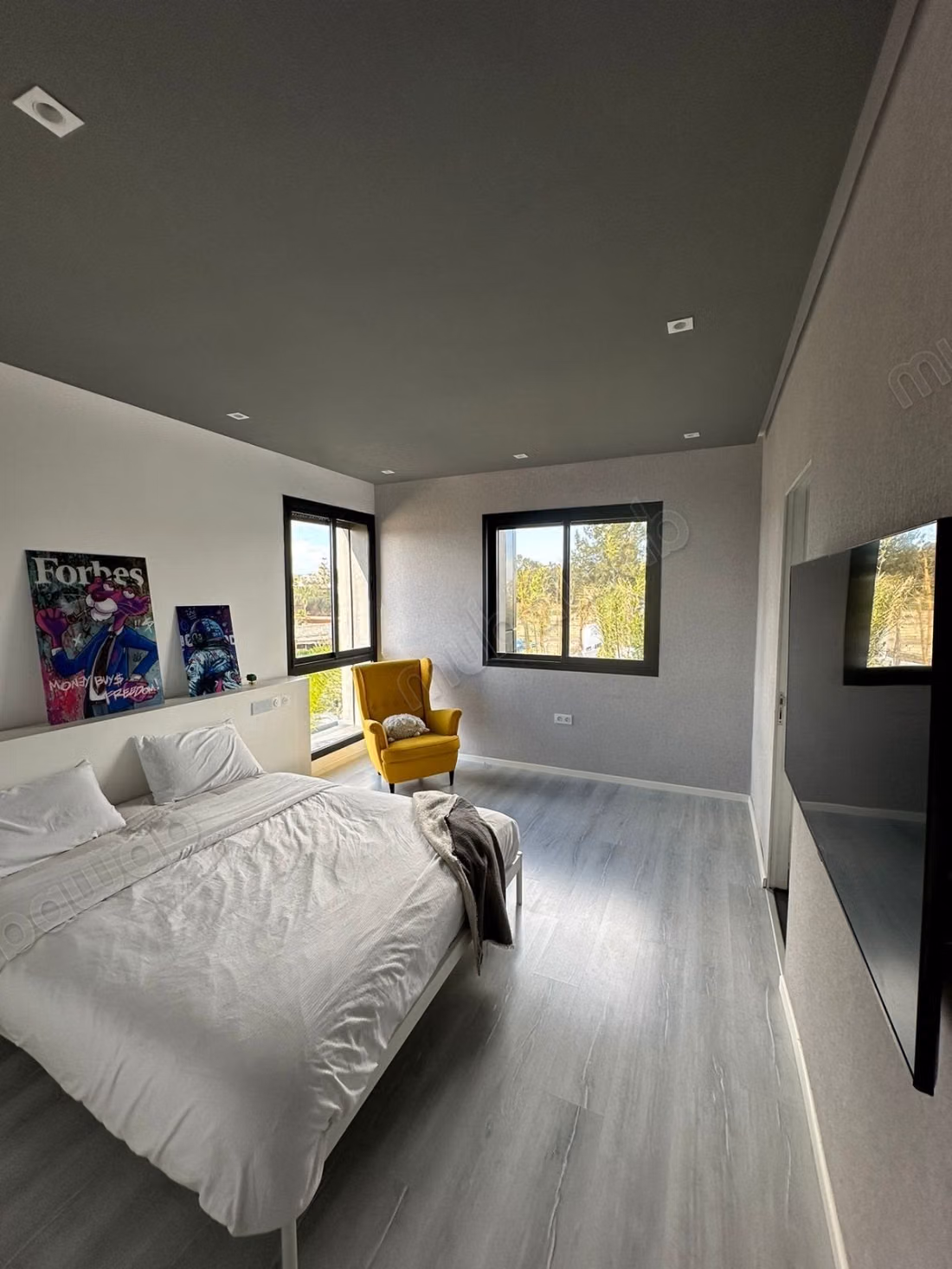 Casa de alto standing en venta en Ville Verte. 5 habitaciones cómodas. Bien amueblado