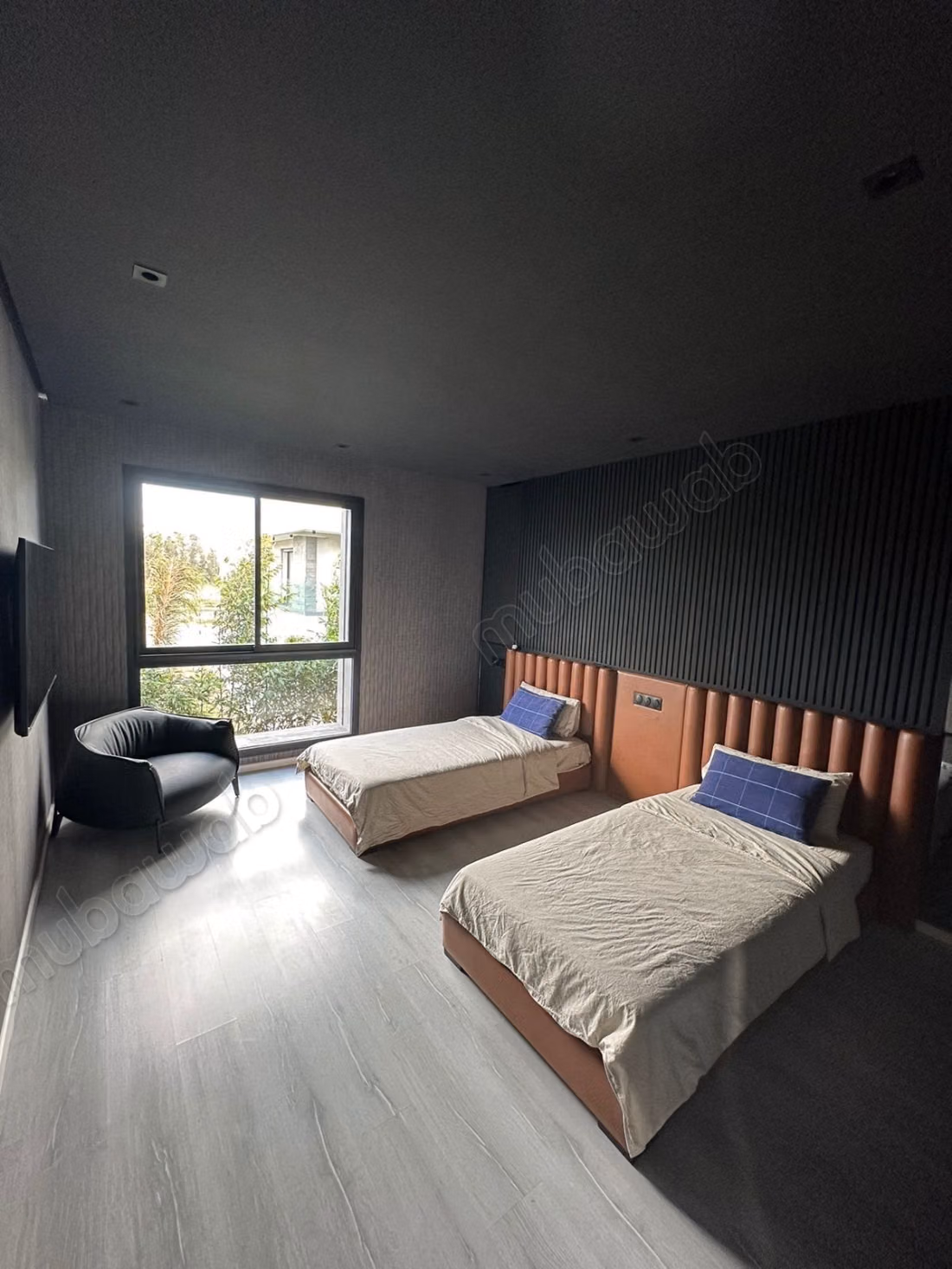 Casa de alto standing en venta en Ville Verte. 5 habitaciones cómodas. Bien amueblado