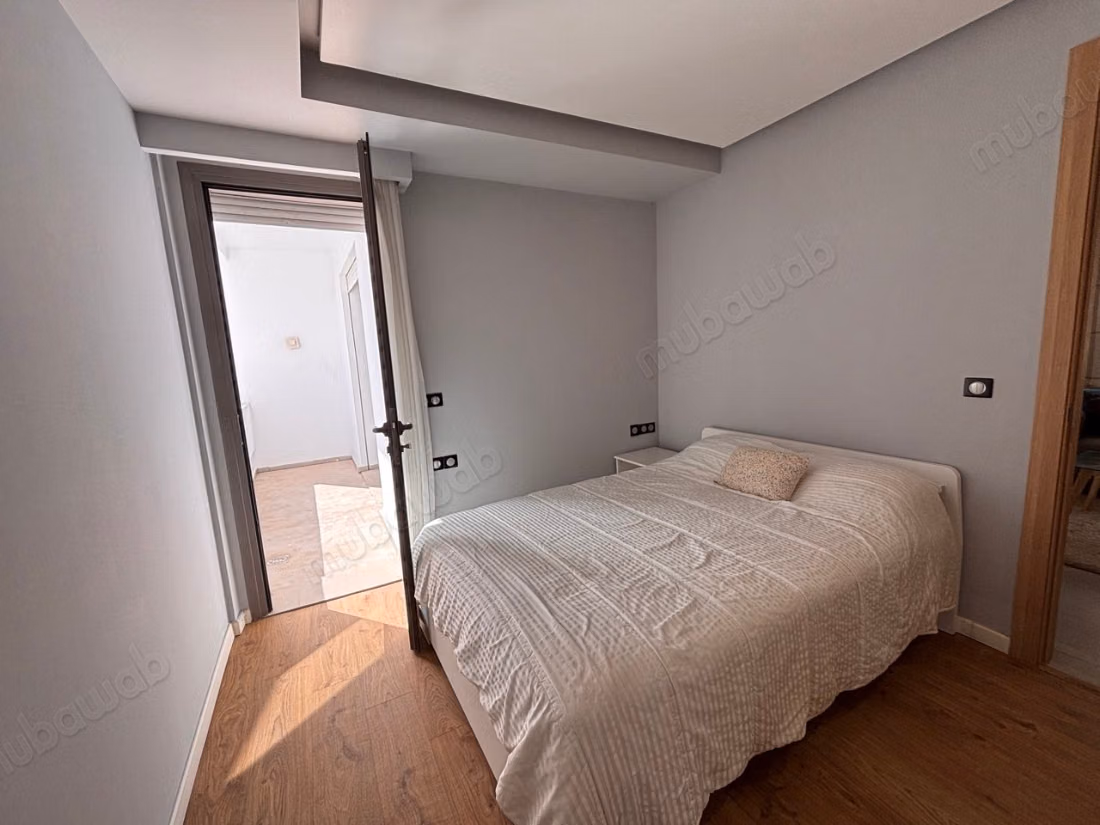 Bel appartement à louer à Gauthier. 3 grandes chambres. Grenier