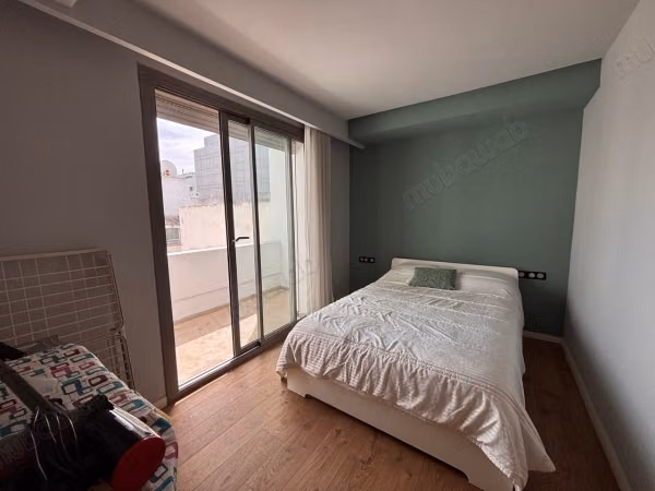Bel appartement à louer à Gauthier. 3 grandes chambres. Grenier