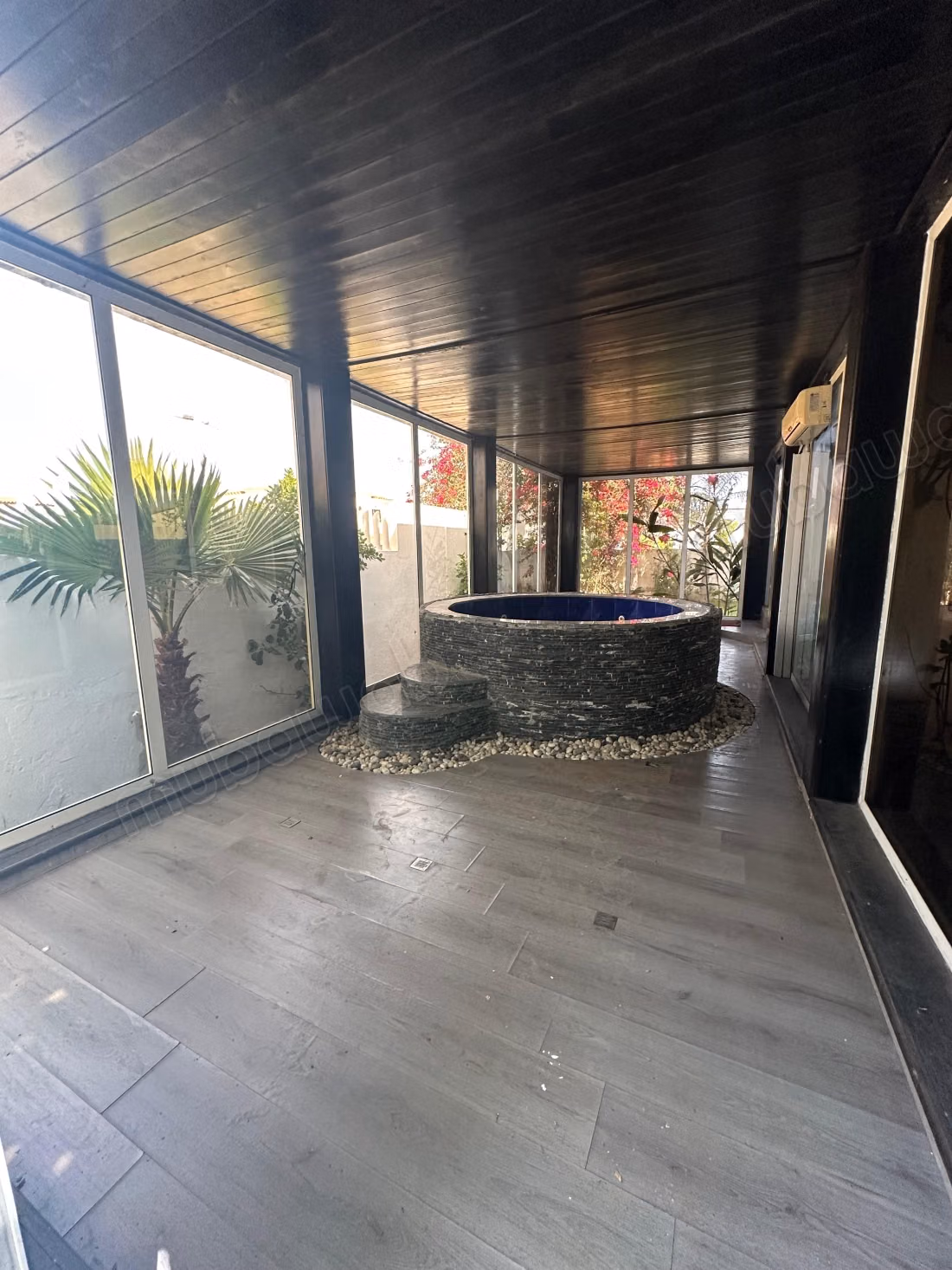 A louer villa meuble skhirat 420m²