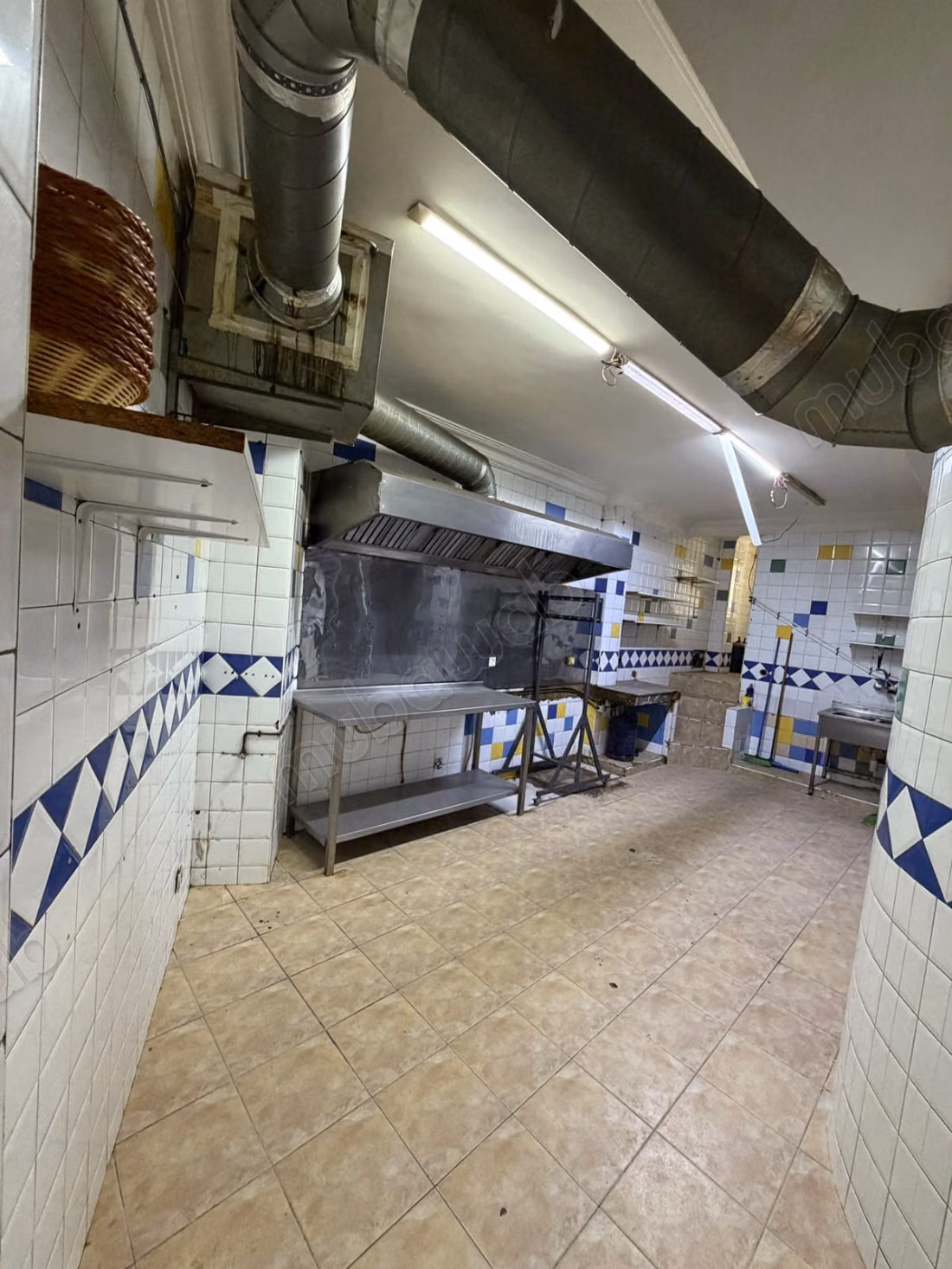 Local commercial à louer – boulevard 2 mars