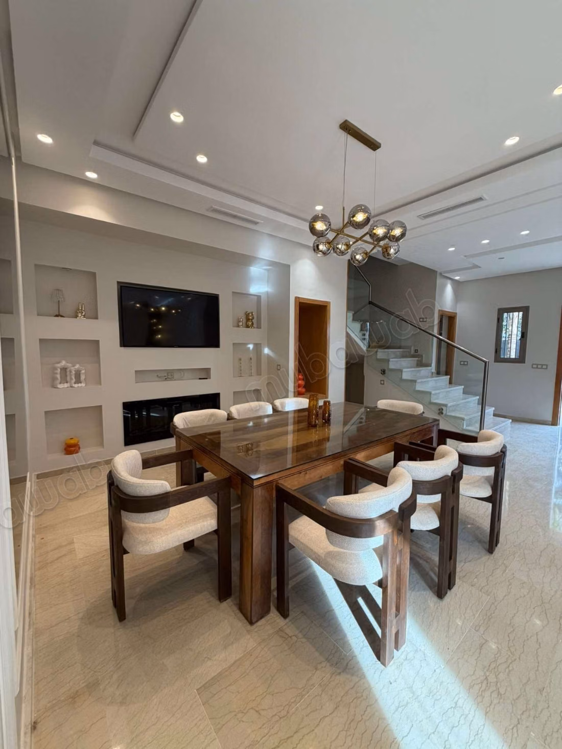 Villa neuve de prestige à vendre – route d’ourika, km 8