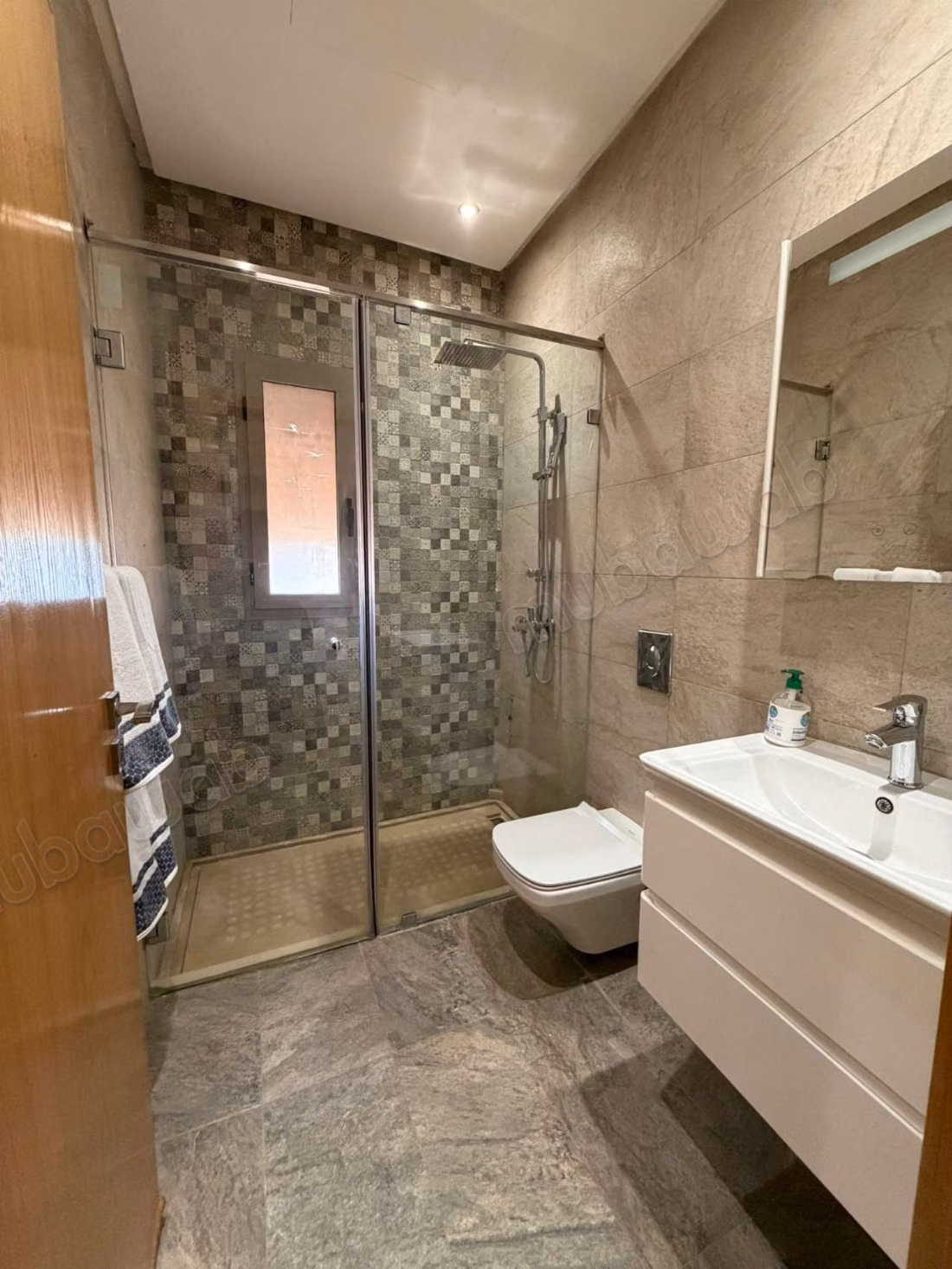 Villa neuve de prestige à vendre – route d’ourika, km 8