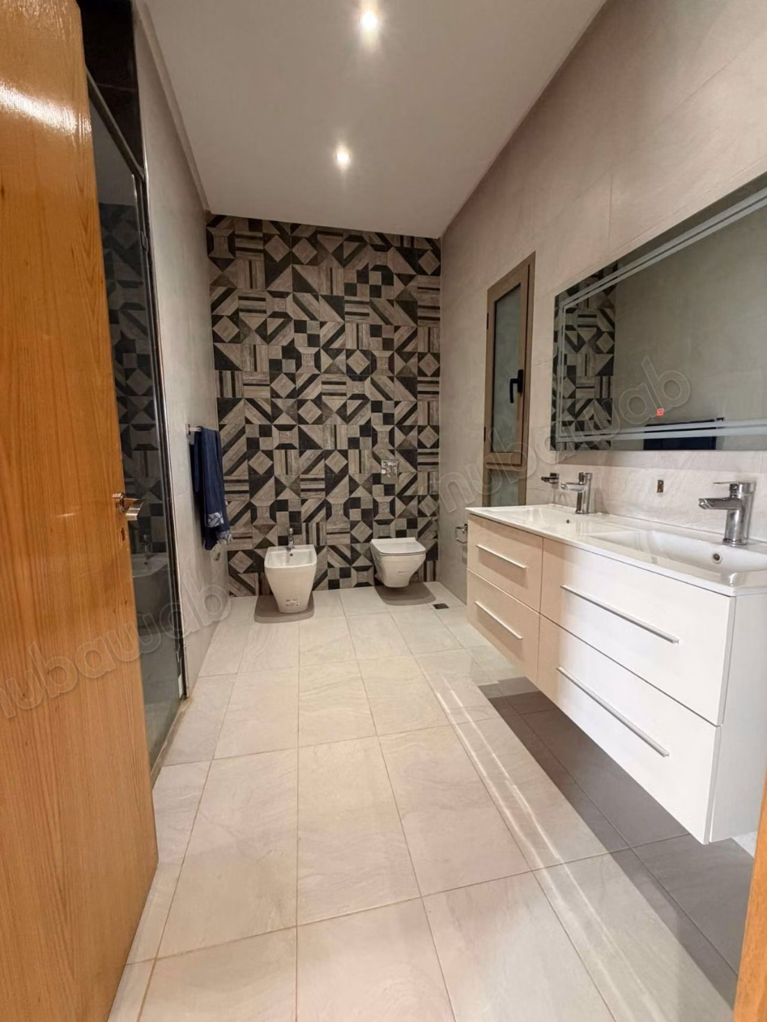 Villa neuve de prestige à vendre – route d’ourika, km 8