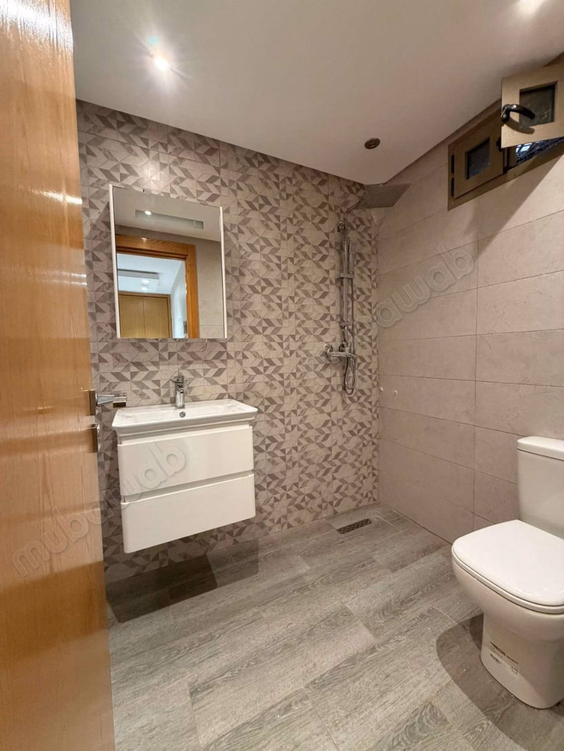 Villa neuve de prestige à vendre – route d’ourika, km 8