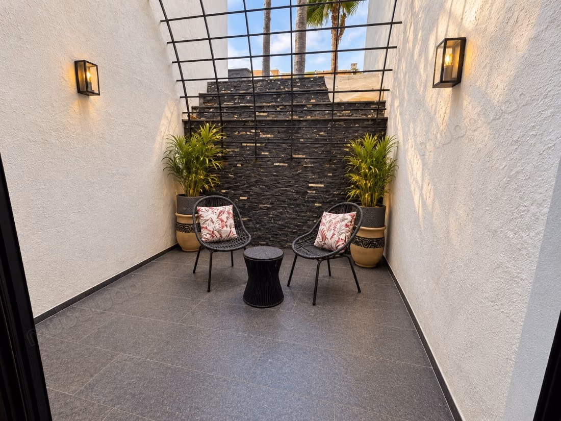 Villa à Louer Harhoura 202m²