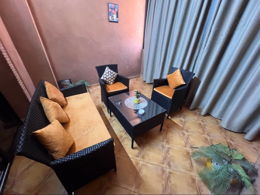 Appartement 97 m² en location meublé à Route Casablanca à Marrakech. 2 chambres. Bien meublé, résidence avec piscine