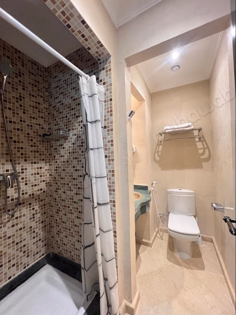 Appartement 97 m² en location meublé à Route Casablanca à Marrakech. 2 chambres. Bien meublé, résidence avec piscine