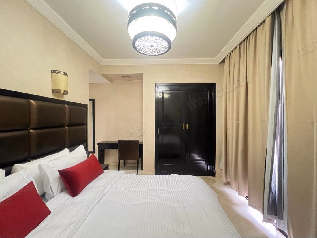 Appartement 97 m² en location meublé à Route Casablanca à Marrakech. 2 chambres. Bien meublé, résidence avec piscine