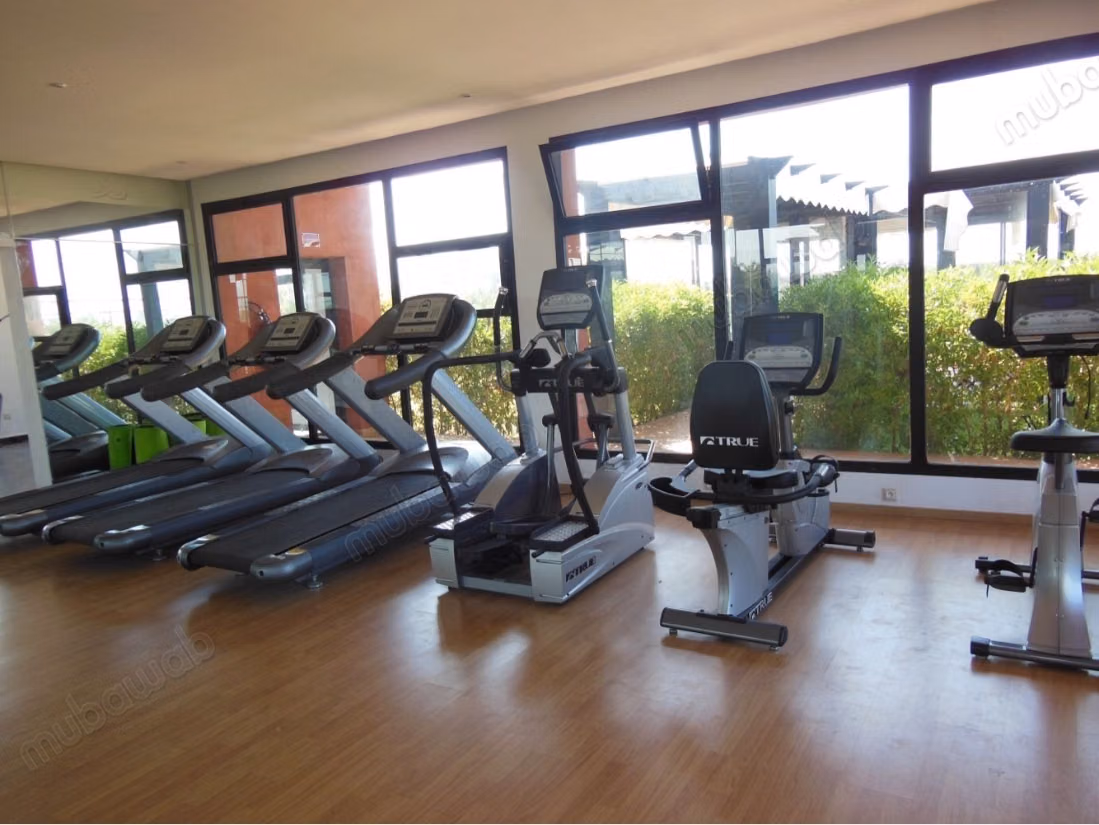 Appartement 97 m² en location meublé à Route Casablanca à Marrakech. 2 chambres. Bien meublé, résidence avec piscine