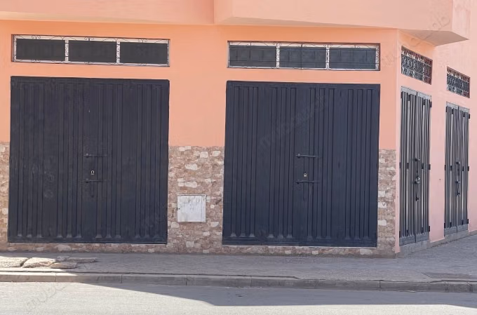 Maison à vendre à Hay Al Haouz. 7 pièces