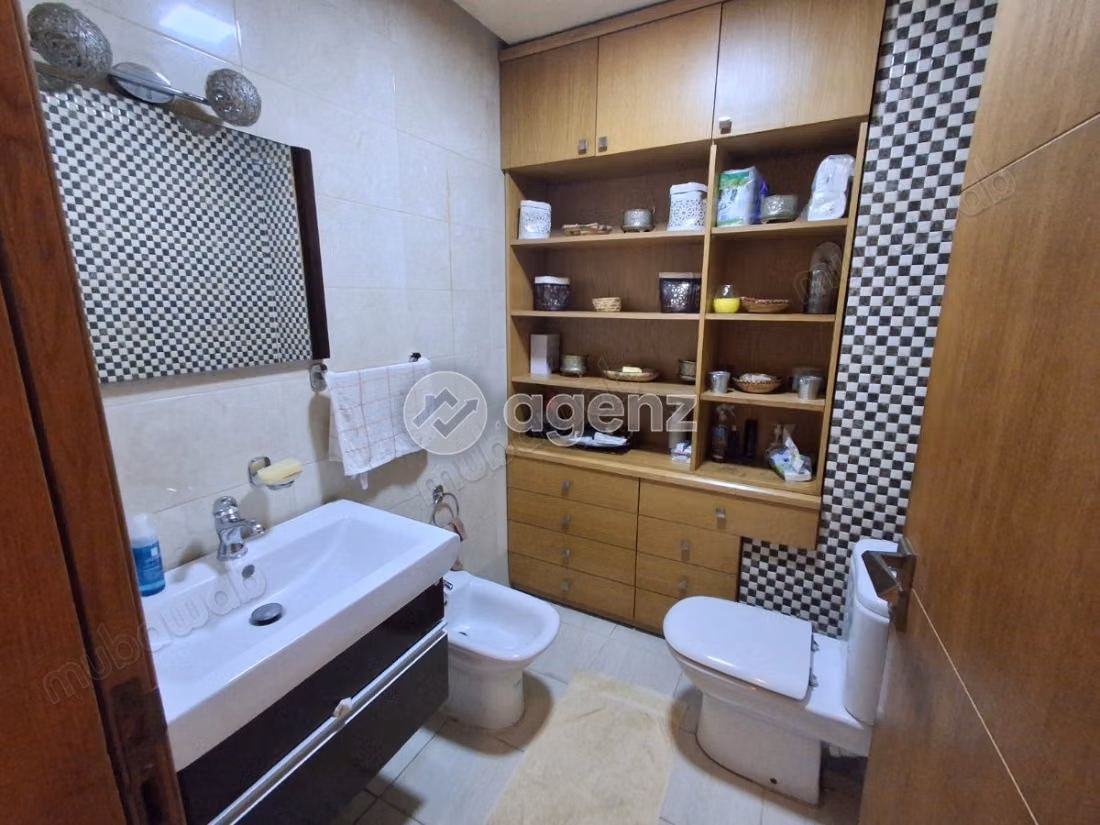 Appartement à vendre 100 m², 2 chambres 
Ferme Bretonne 
Casablanca
