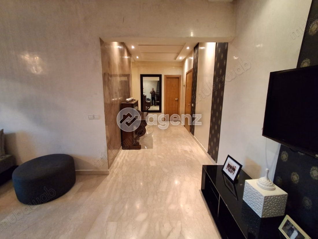 Appartement à vendre 100 m², 2 chambres 
Ferme Bretonne 
Casablanca