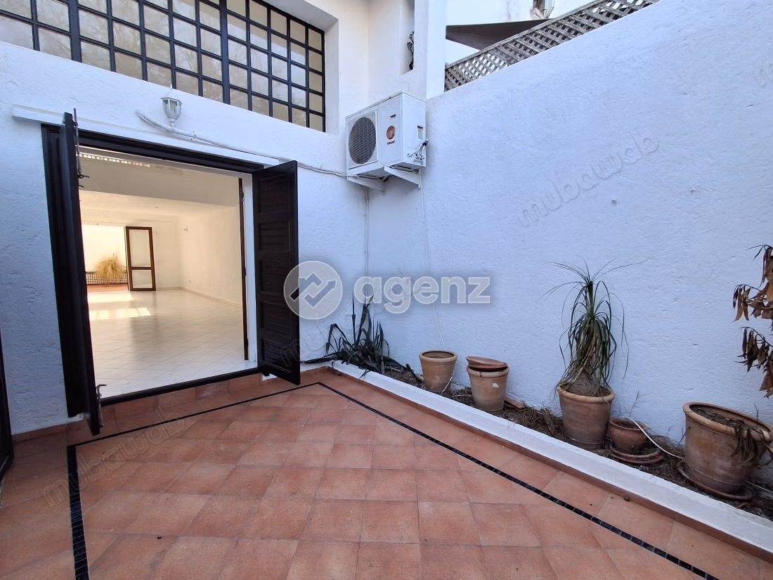 Villa à vendre 161 m², 3 chambres 
Harhoura 
Skhirate 
Témara