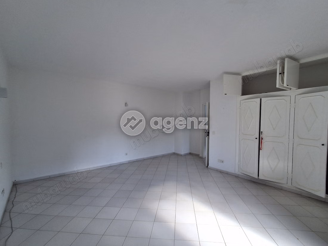 Villa à vendre 161 m², 3 chambres 
Harhoura 
Skhirate 
Témara