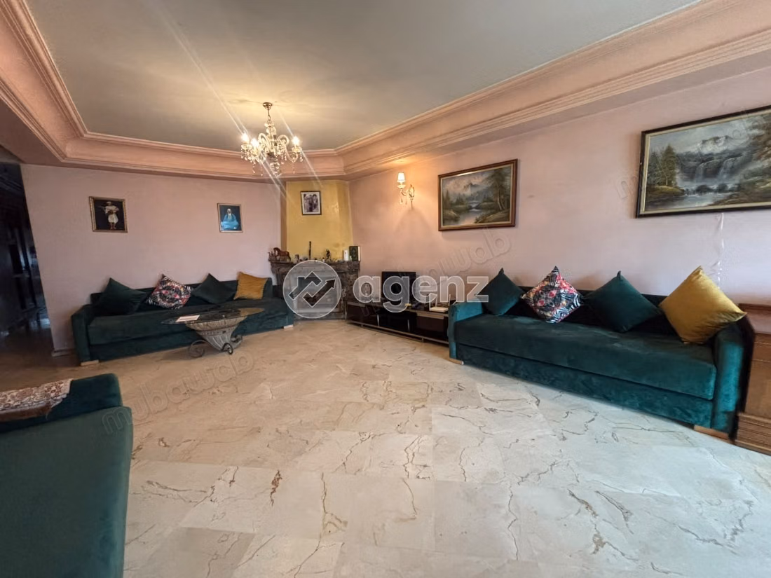 Appartement à vendre 164 m², 3 chambres 
Mers Sultan Casablanca