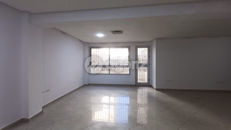 Oficina en alquiler 72 m² Roches Noires Casablanca