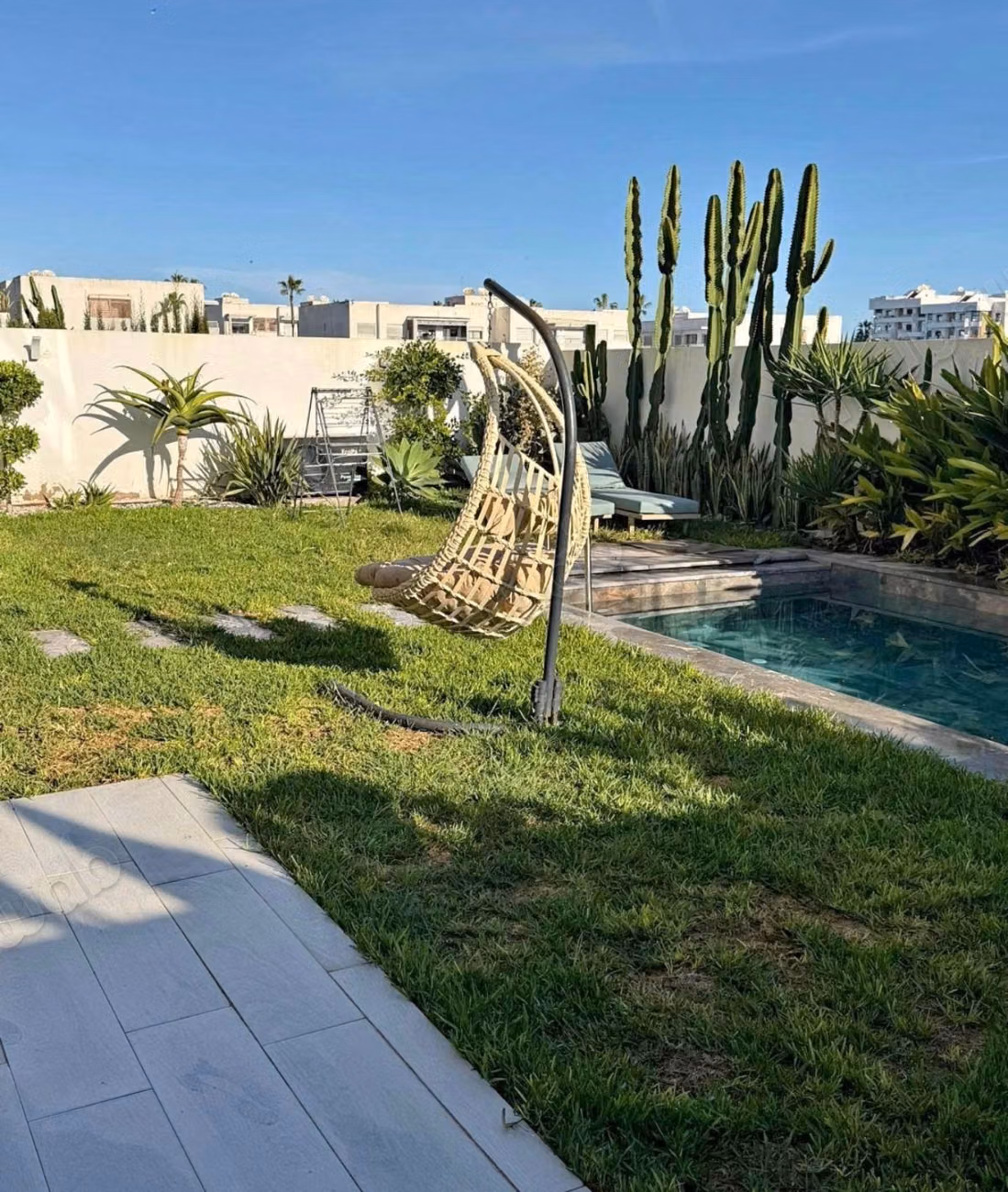 Appartement Rez jardin meuble à louer à dar bouazza