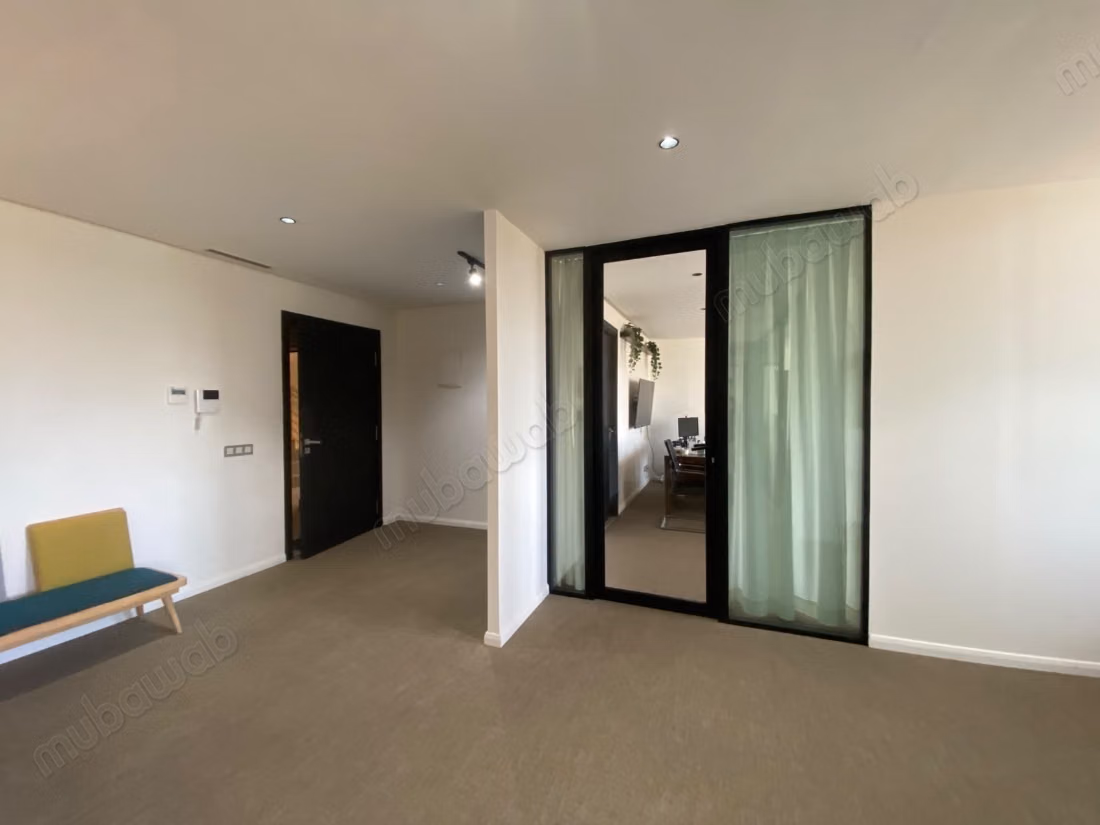 Bureau Prime Aménagé De 227 M² En Location Oasis