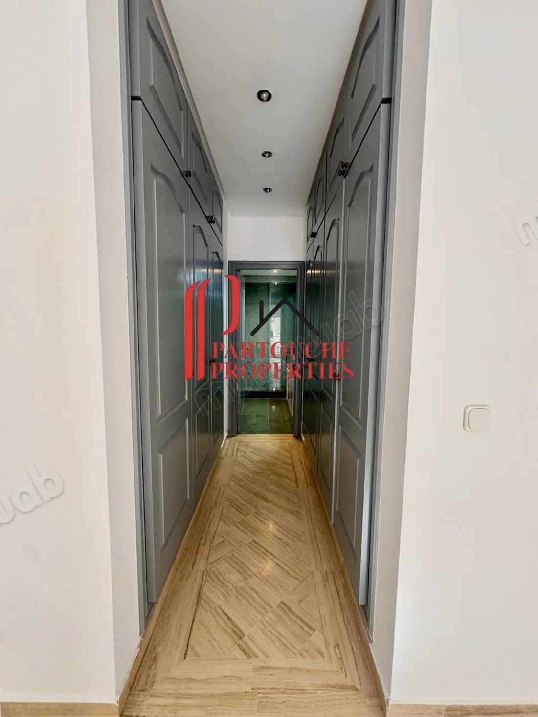 Grand 3ch  ch perso VIDE Racine 
2pl. Garage 11K