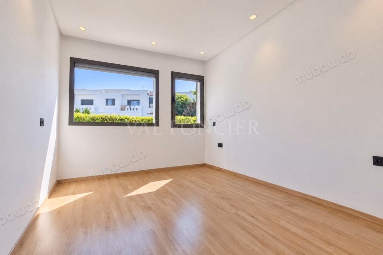 Alquiler Apartamento en Planta Baja 3 Fachadas 4 Habitaciones, Bouskoura Ciudad Verde