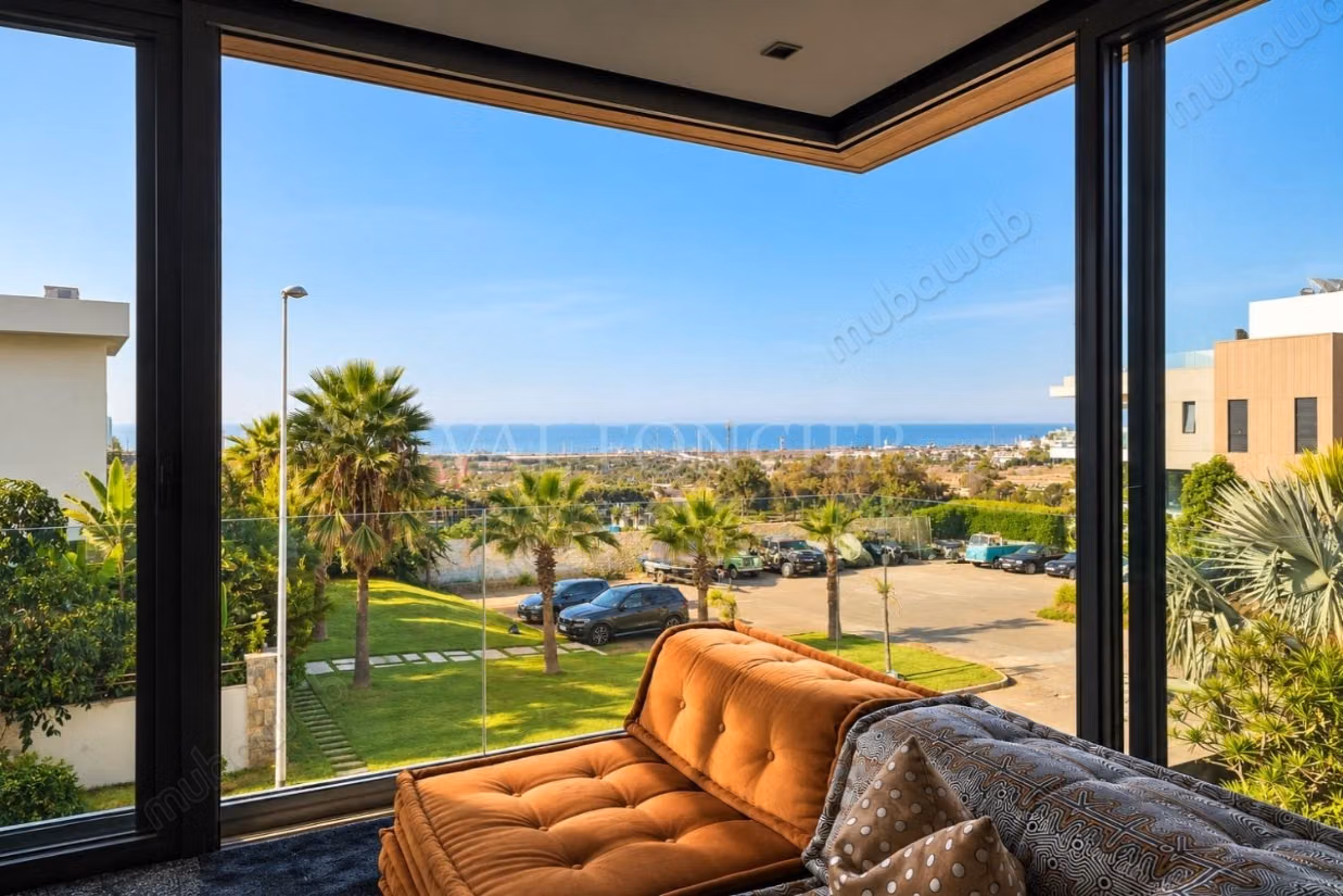 Vente Villa de Luxe à Ain Diab 
Casablanca – Vue Mer et Prestations d’Exception