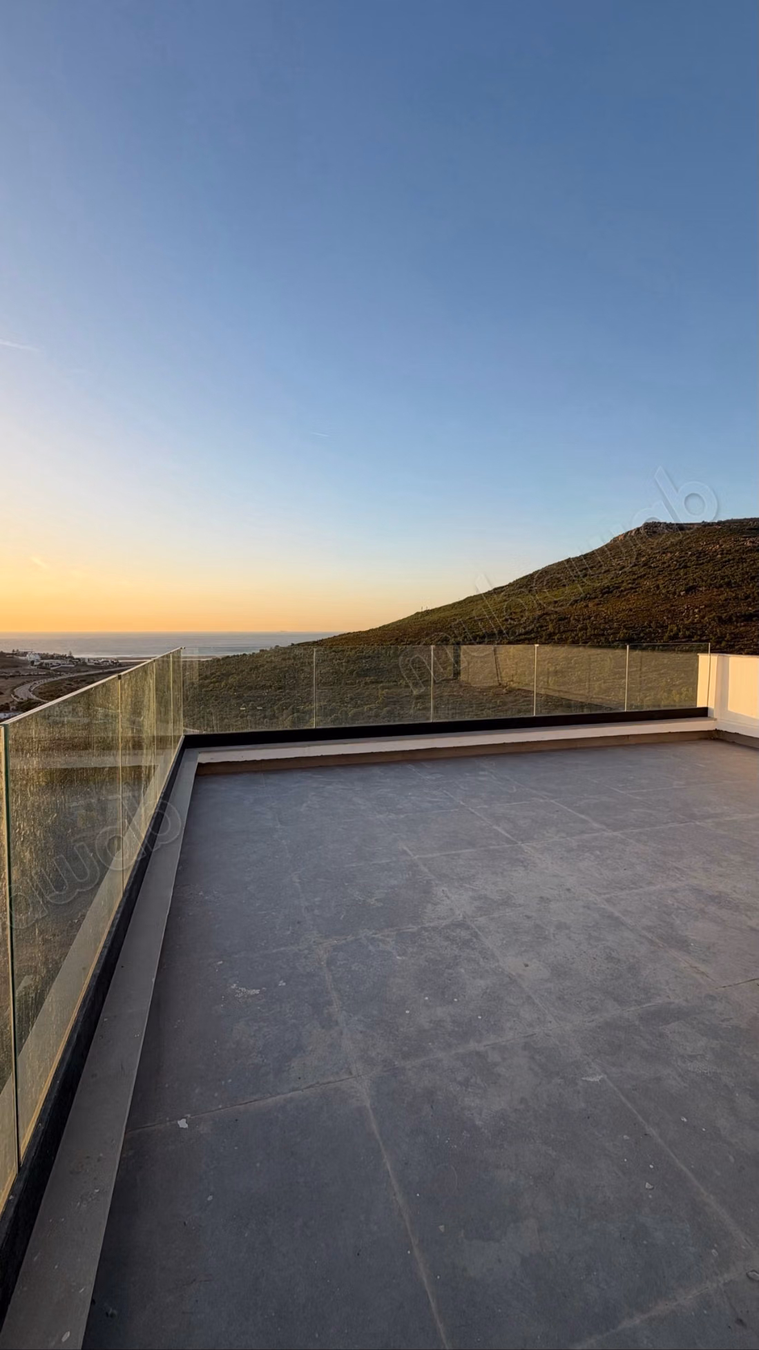 A LOUER: Villa splendide non meuble vue mer avec ascenseur