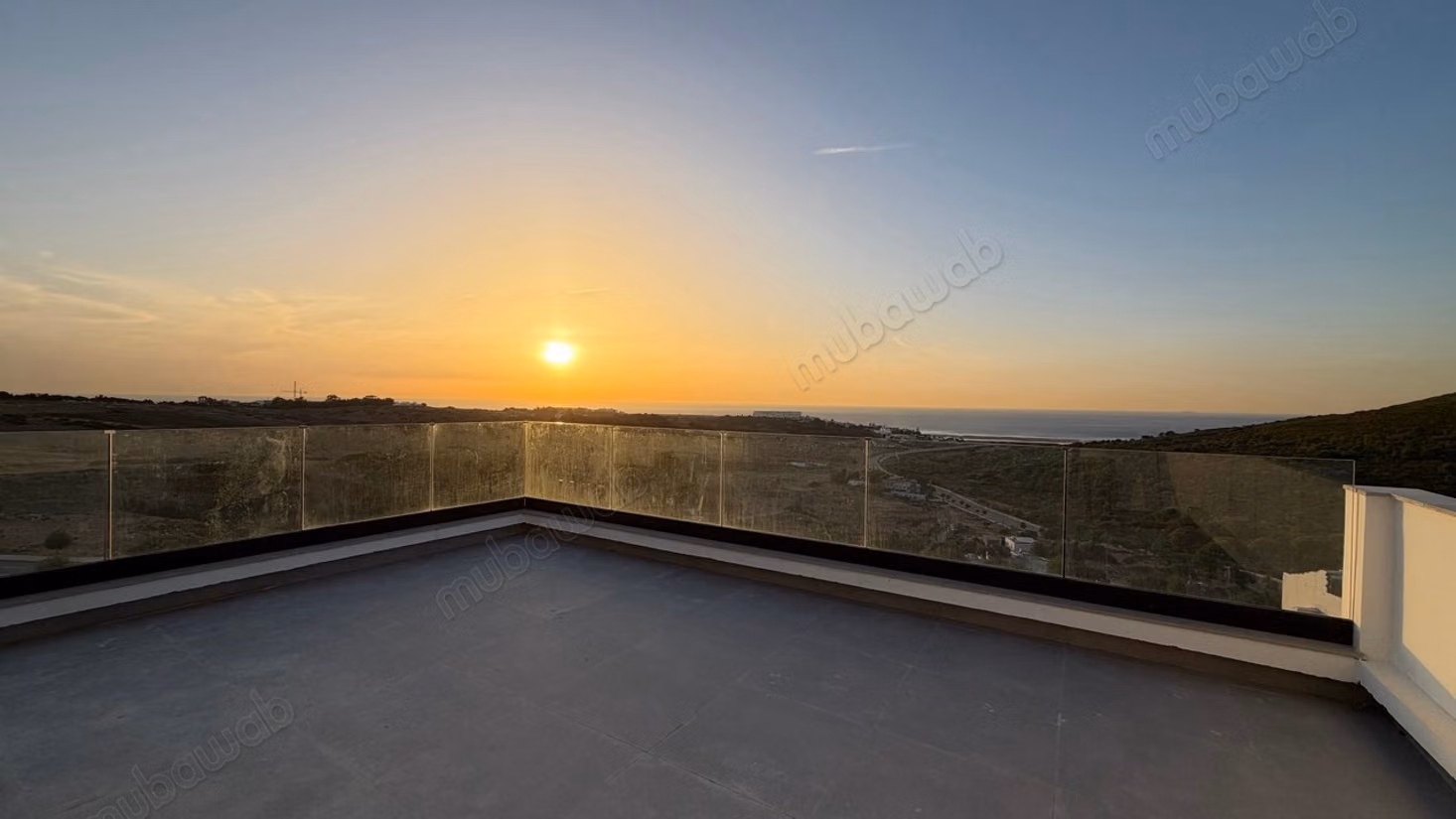 A LOUER: Villa splendide non meuble vue mer avec ascenseur